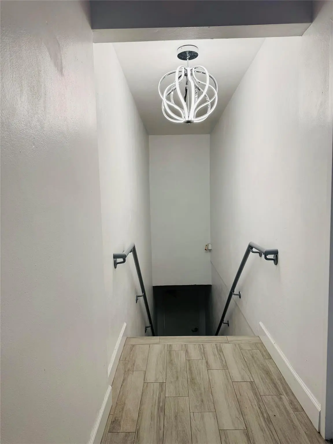 Photo 5 at 229 COMMERCIAL Boulevard 1, Lauderdale-By-The-Sea