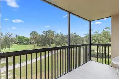 2440 DEER CREEK COUNTRY CLUB Boulevard 307-C, Deerfield Beach – Condominium for sale