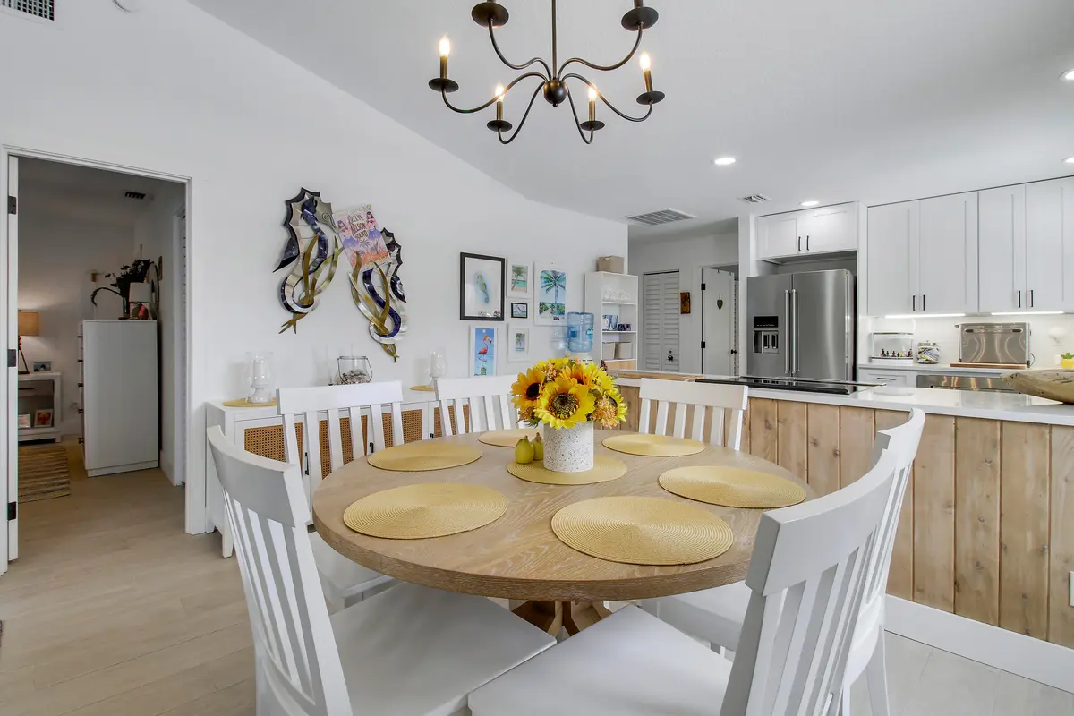 House 1-18 at 1871 SW PALM CITY Road G402, Stuart