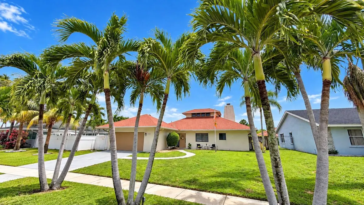 WhatsApp Image 2026-10-01 at 11.19.08 (1 at 2711 STARWOOD Circle, West Palm Beach