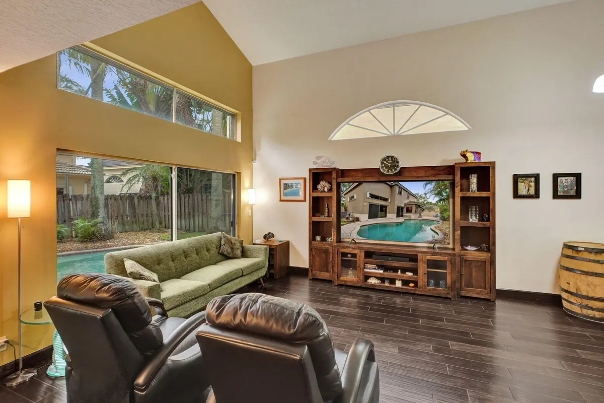 56-web-or-mls-DSC00285 at 11220 REVEILLE Road, Cooper City