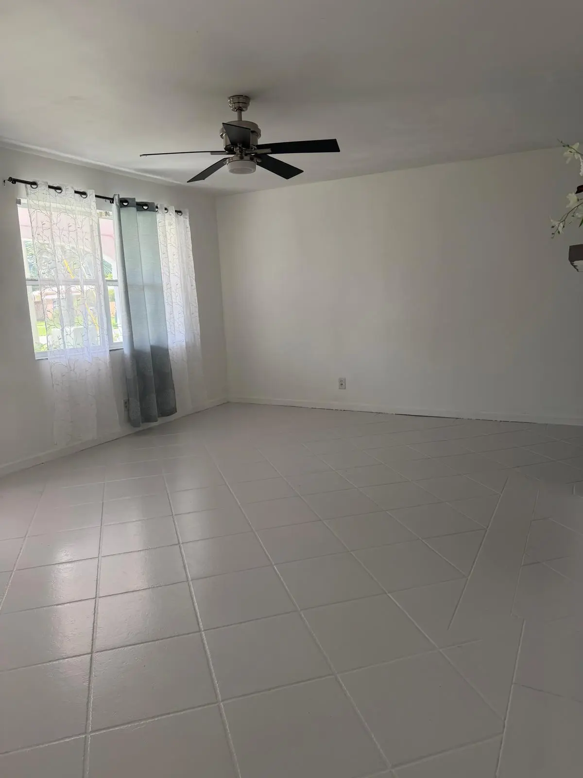 WhatsApp Image 2026-10-01 at 7.29.52 PM at 2349 NE 9TH Street, Pompano Beach
