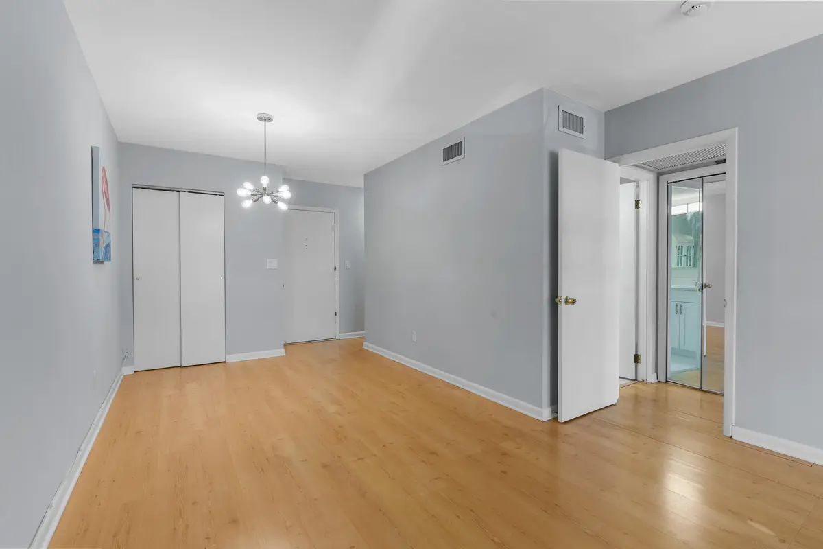 DSC01609 at 2400 NE 33RD Avenue 209, Fort Lauderdale