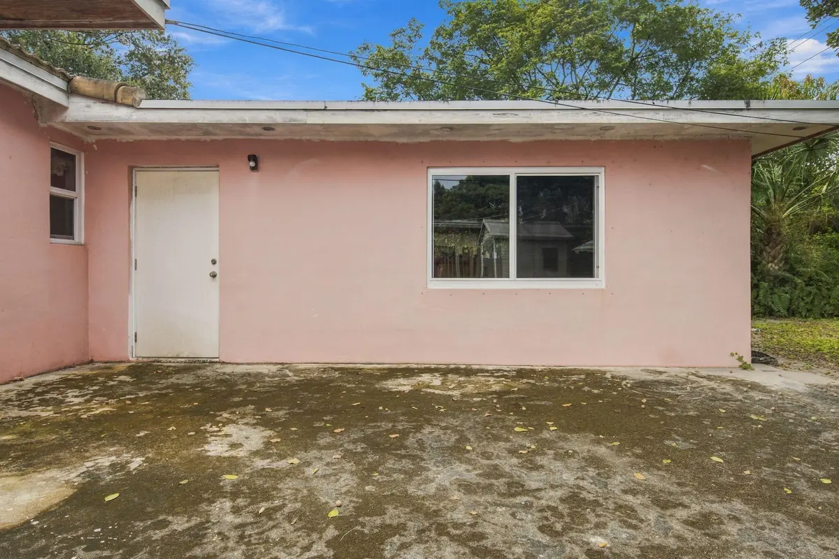 7-web-or-mls-IMG_8922 at 1524 NE 2ND Avenue, Fort Lauderdale