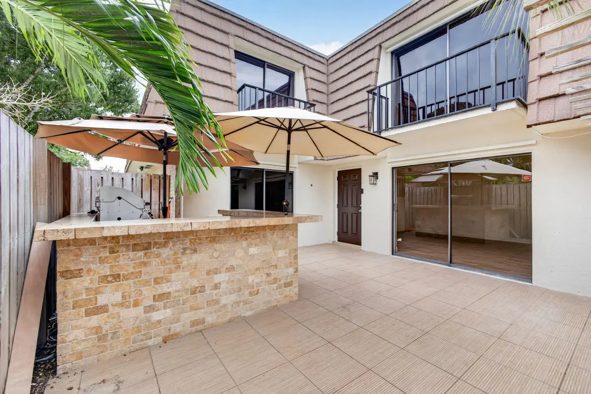 4-web-or-mls-5D1A9401 at 2003 20TH Lane, Palm Beach Gardens