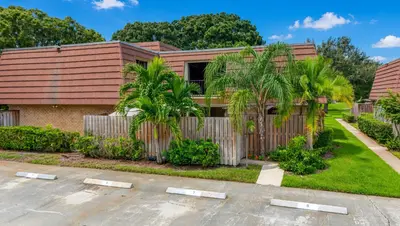 2003 20TH Lane, Palm Beach Gardens – Townhouse for sale