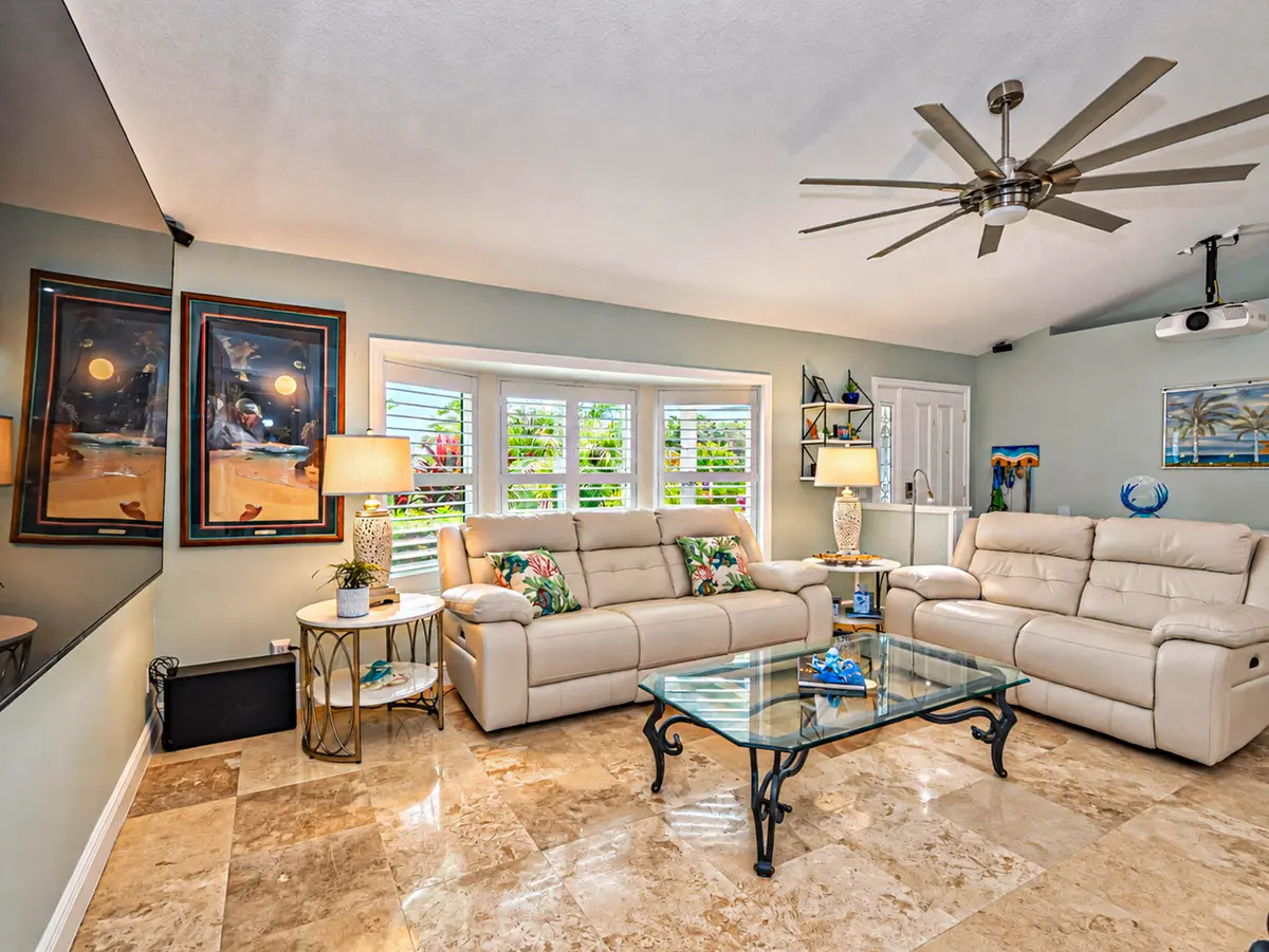 215 8th Ter Vero Beach at 215 8TH Terrace, Vero Beach