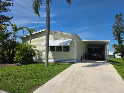 77 Mediterranean Boulevard, Port St. Lucie – Manufactured Home for sale