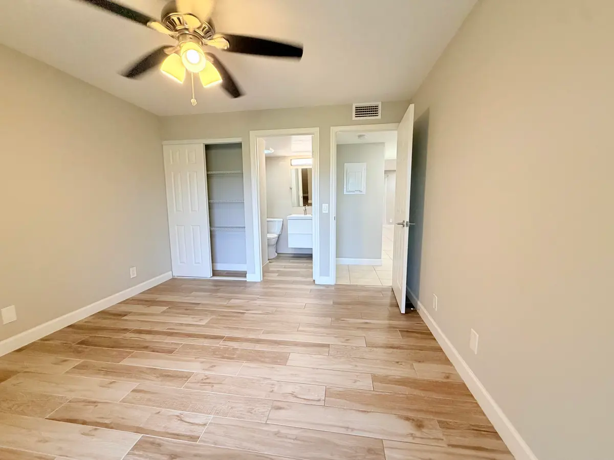IMG_1370 at 907 MEADOWS Circle, Boynton Beach
