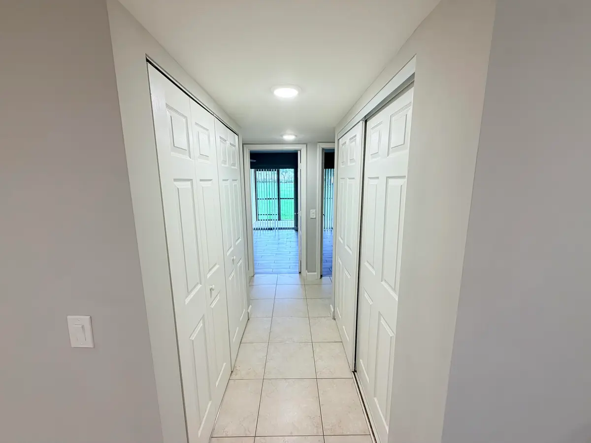 IMG_1366 at 907 MEADOWS Circle, Boynton Beach
