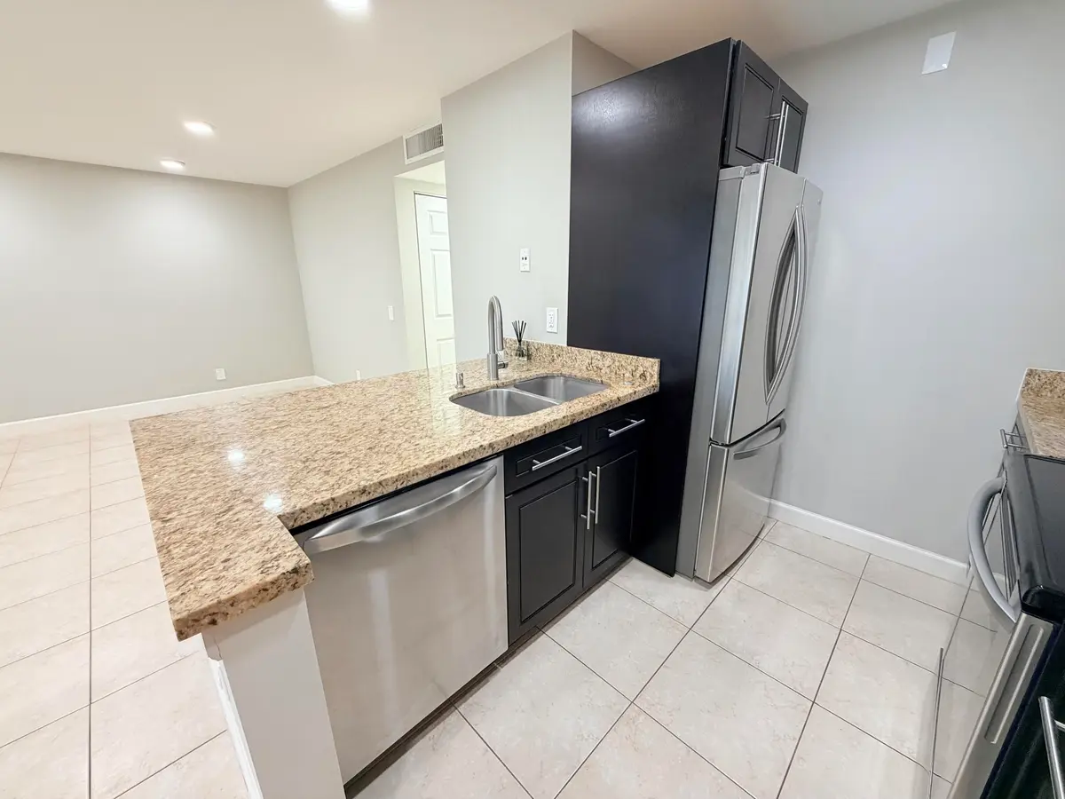 IMG_1365 at 907 MEADOWS Circle, Boynton Beach