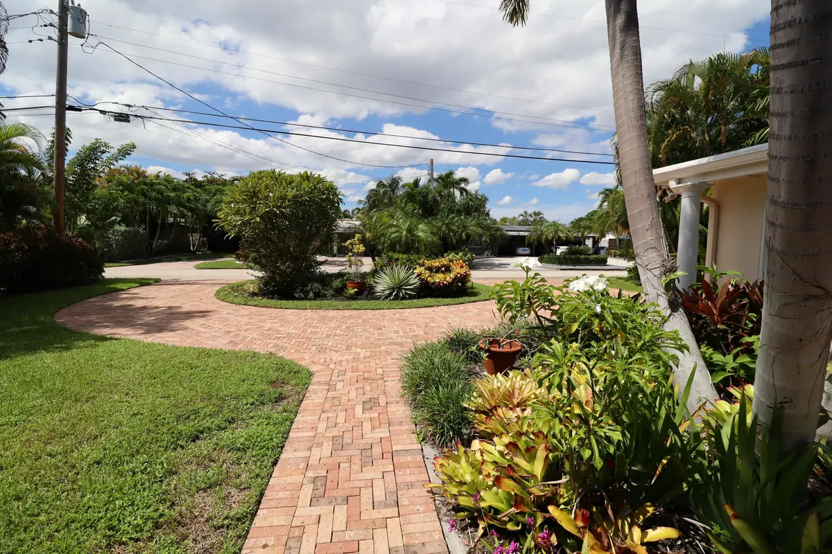IMG_3303 at 2208 NE 19TH Avenue, Wilton Manors