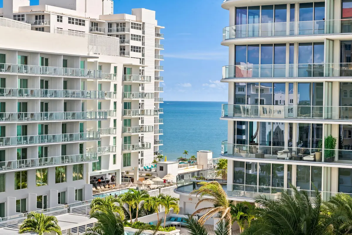 27-web-or-mls-DSC_3032 at 153 N Seabreeze Boulevard 704, Fort Lauderdale