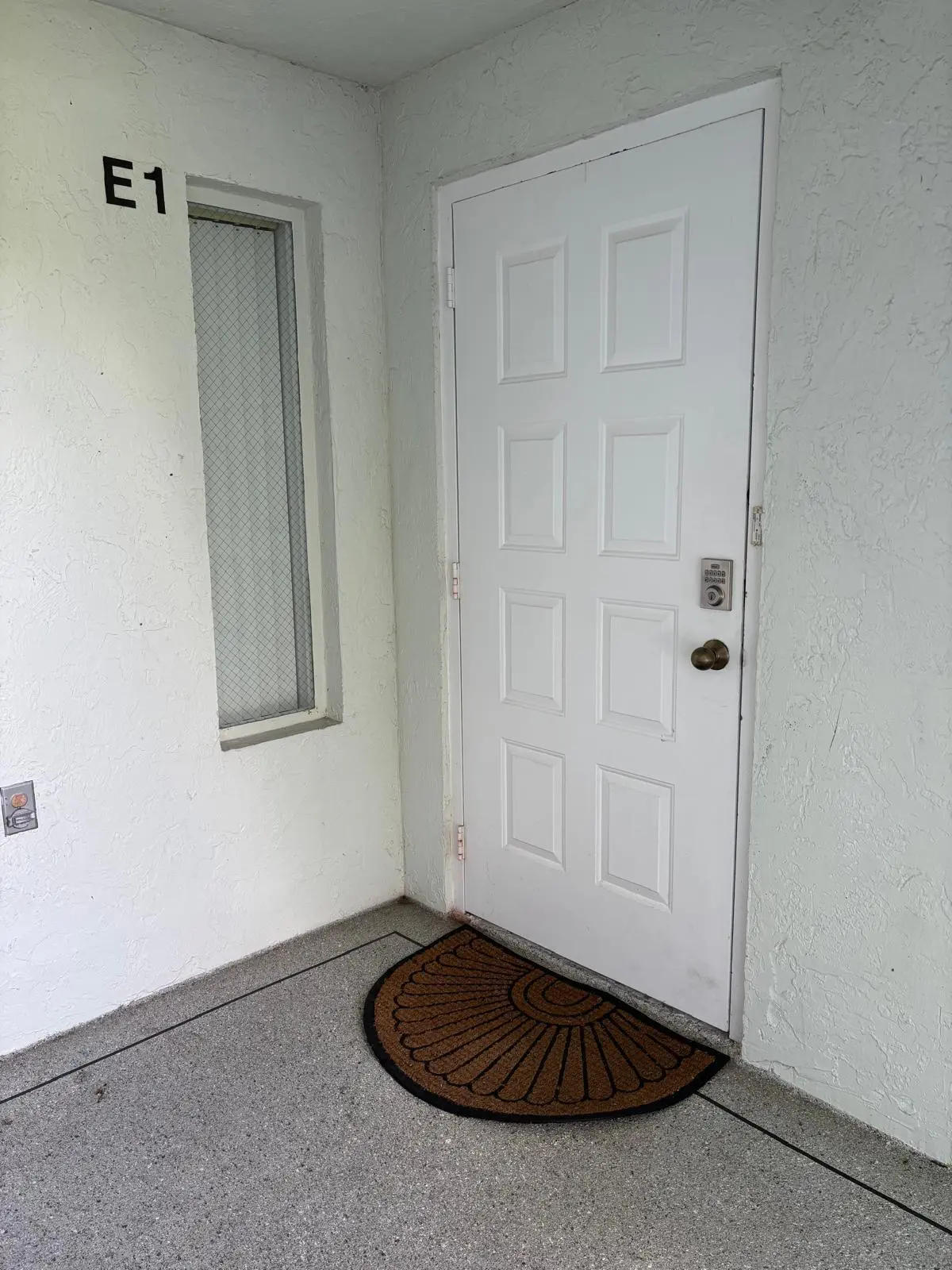 a6c6d978-27f0-407c-9fba-c9b9a0d962ee at 3676 ALDER Drive E1, West Palm Beach