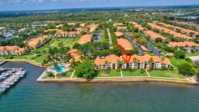 180 Yacht Club Way 308, Hypoluxo – Condominium for rent