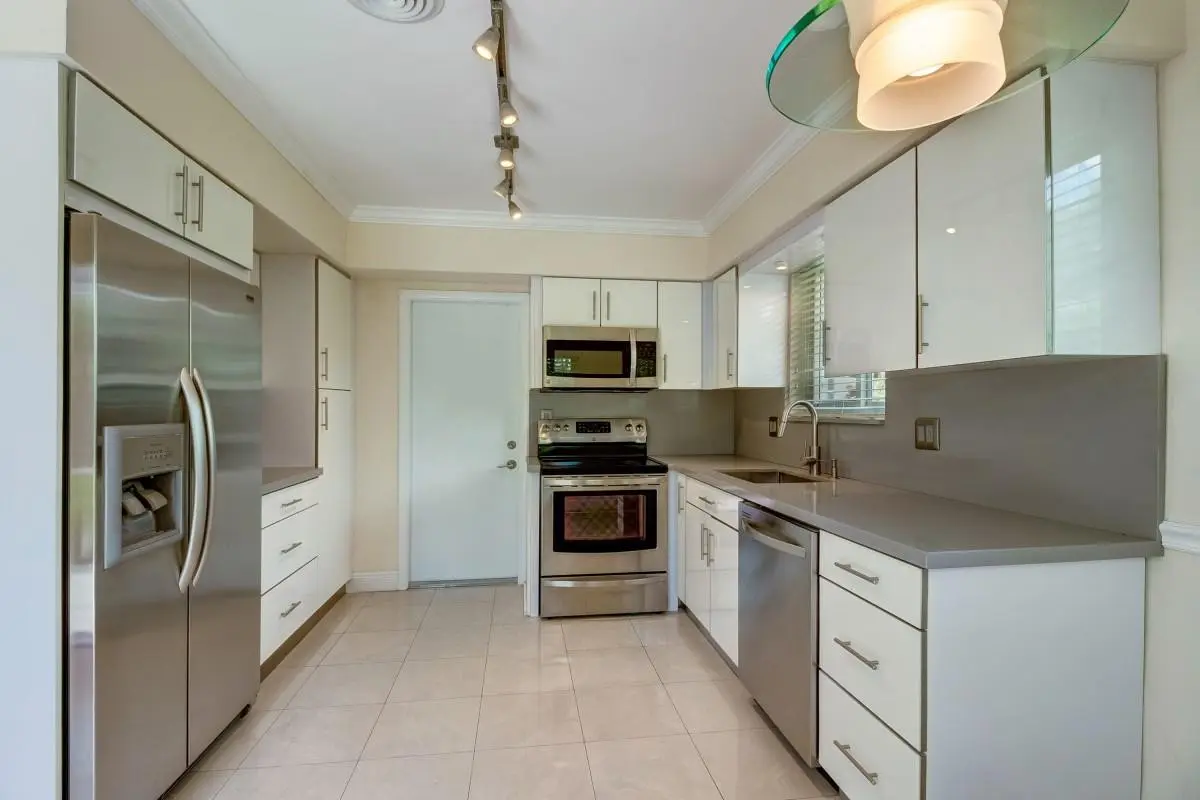 Photo 7 at 901 Santiago Street, Coral Gables
