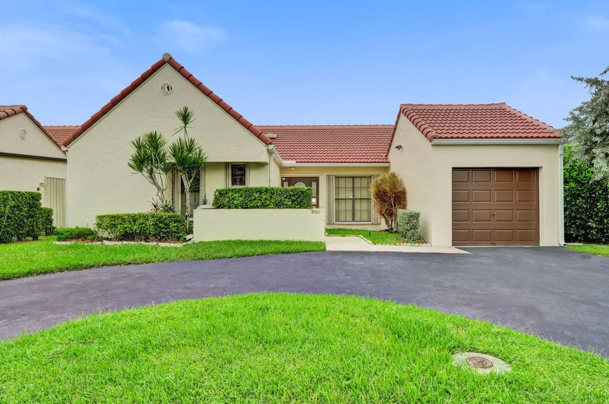 8-web-or-mls-DSC07015 at 2001 Maplewood Drive, Coral Springs