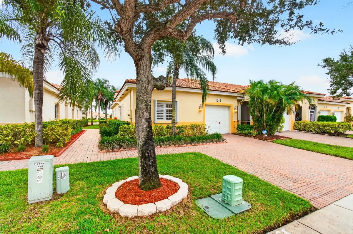 End Unit Villa at 2340 WINDJAMMER Way, West Palm Beach