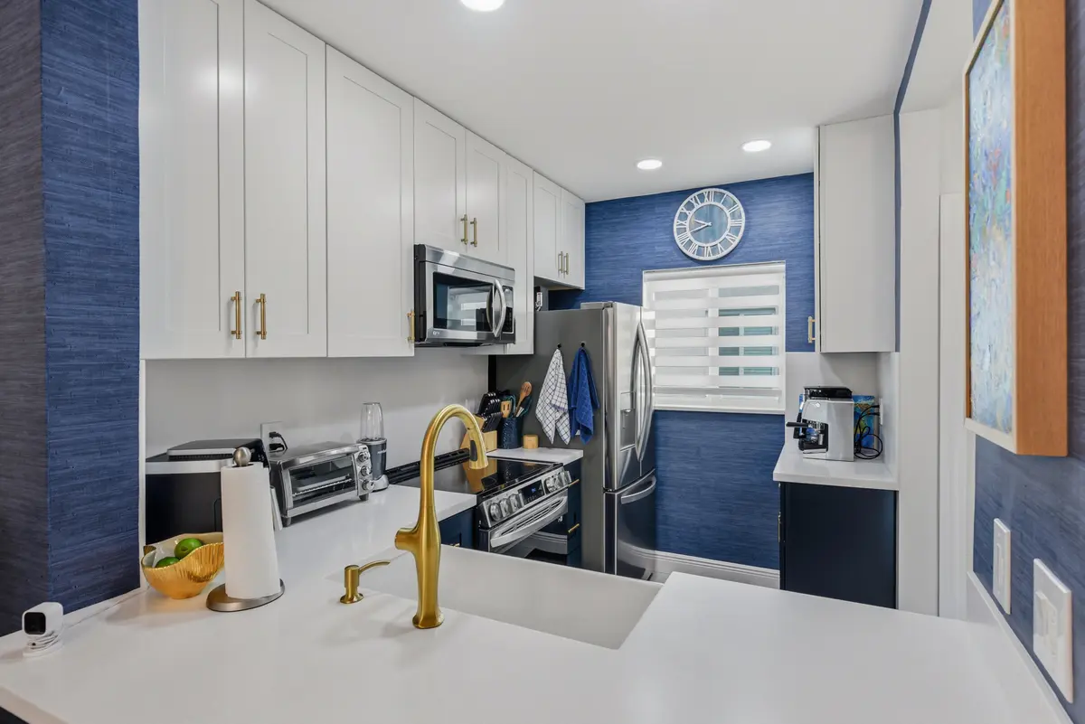 6530 N Ocean Blvd_#307_Jody Cologirone_4 at 6530 N Ocean Boulevard 3070, Ocean Ridge