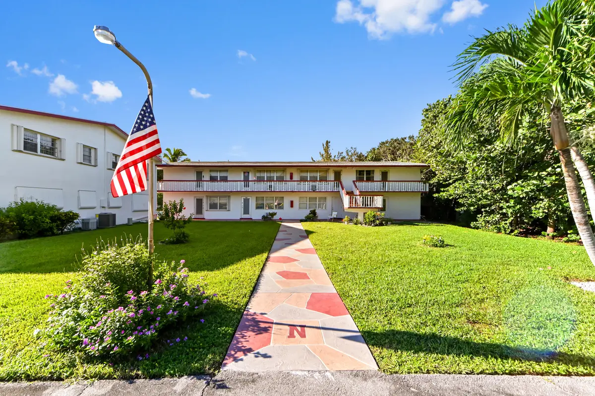 01 front 01 at 277 Northampton, West Palm Beach