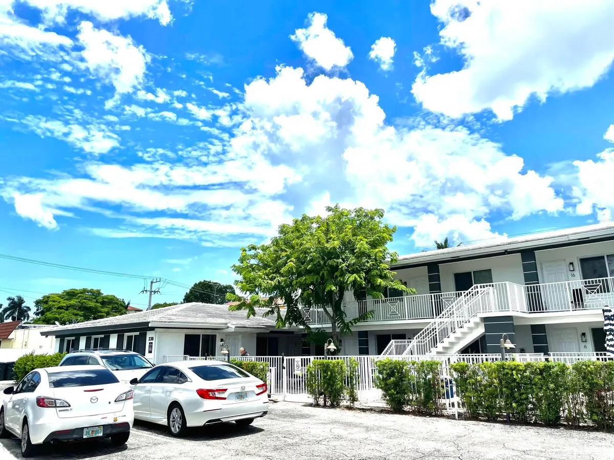 IMG_6881 at 330 W Camino Real 7, Boca Raton