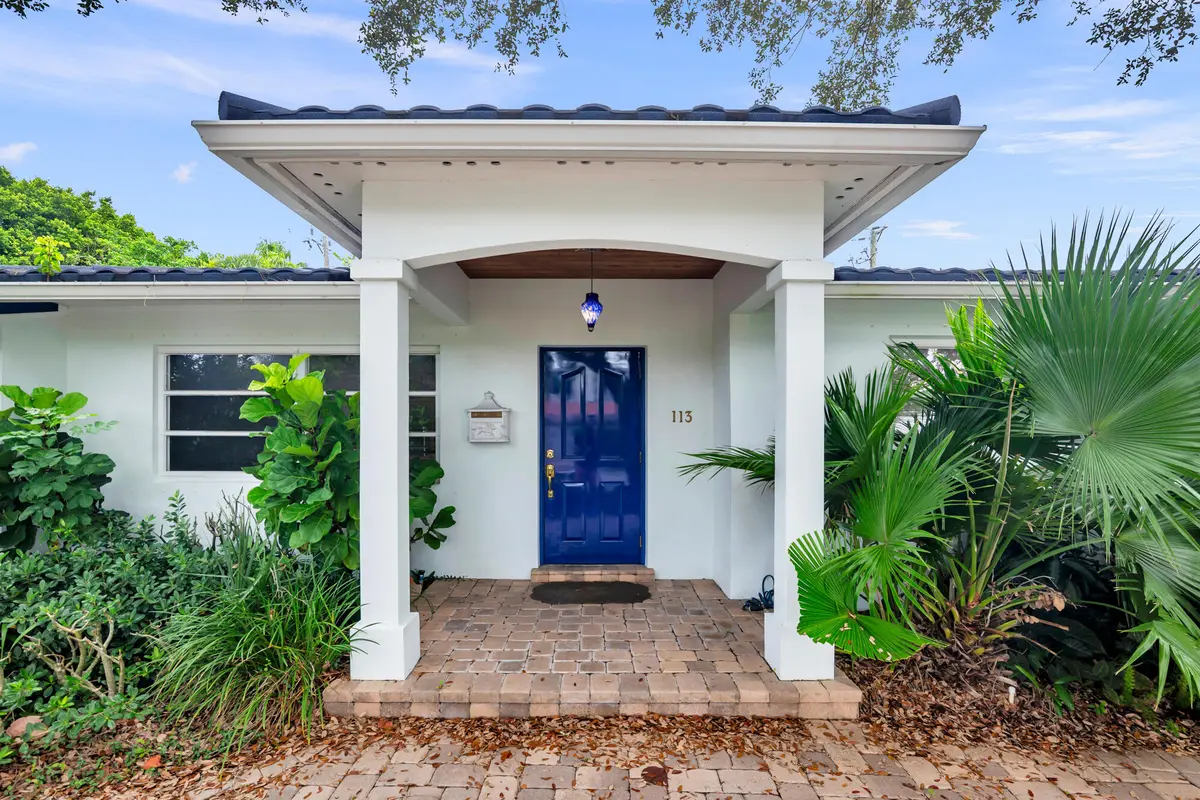 Front at 113 GREGORY Place, West Palm Beach