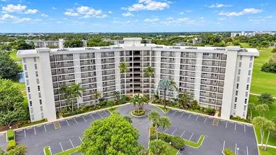 2681 S Course Drive 809, Pompano Beach – Condominium for sale