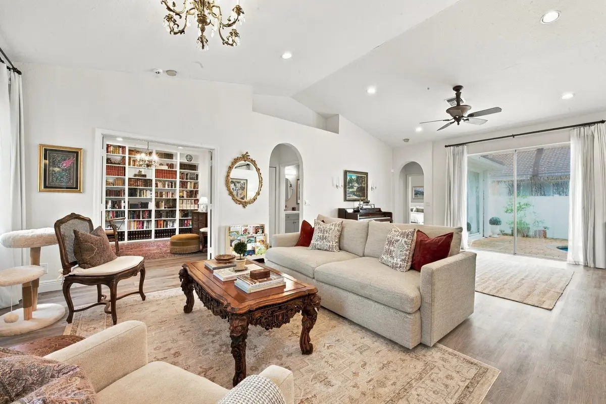 9__dsc0516 at 7852 NW 77th Avenue, Tamarac