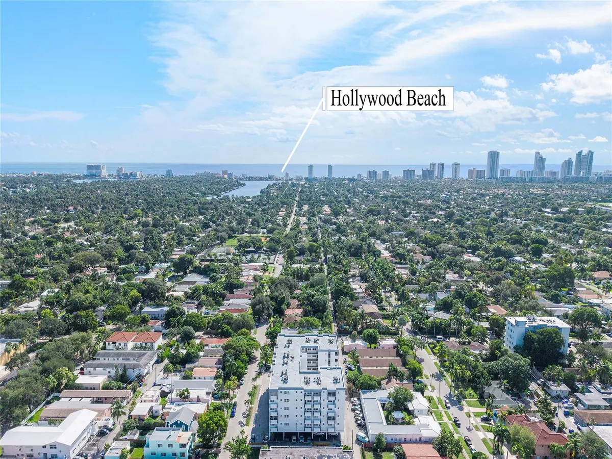 Approximately 2 miles to Hollywood Beach at 1720 JEFFERSON Street 212, Hollywood