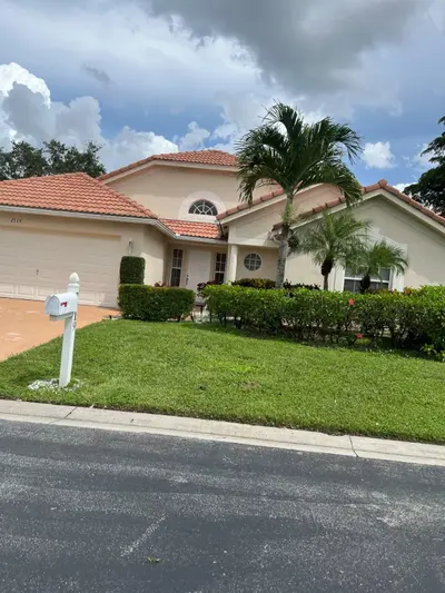 2519 EGRET LAKE Drive, Greenacres – Single Family Residence for sale