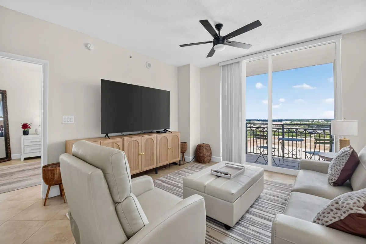 Living Room at 550 OKEECHOBEE Boulevard 1618, West Palm Beach