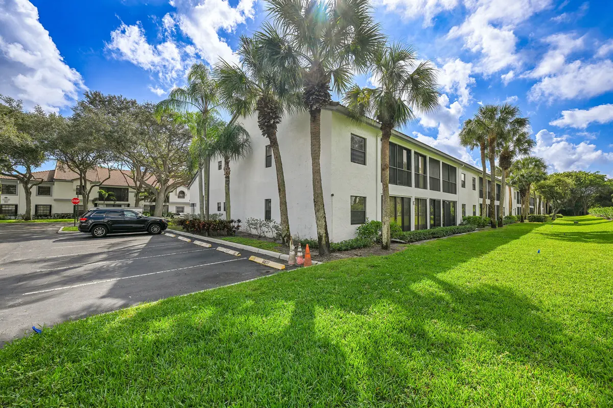 08_0 (8) at 5390 VENETIA Court H, Boynton Beach