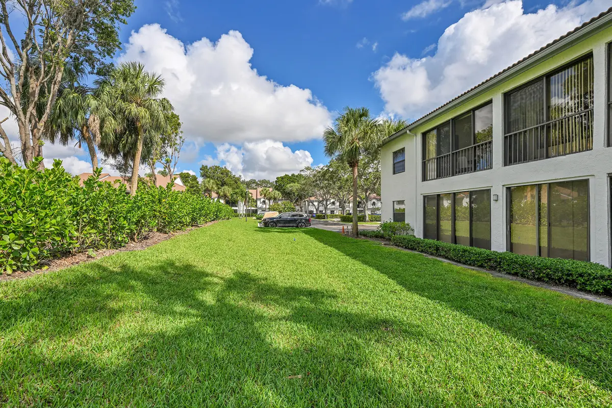 09_0 (9) at 5390 VENETIA Court H, Boynton Beach