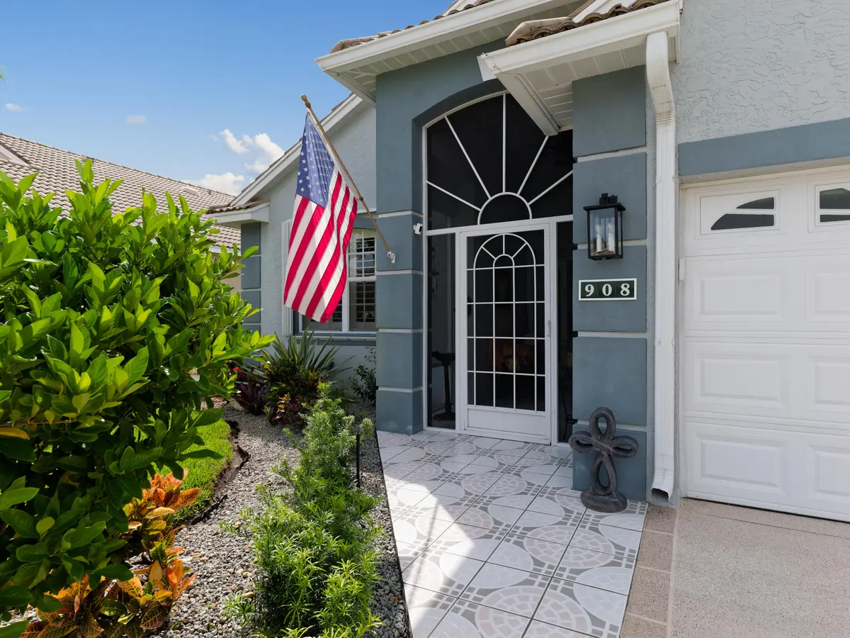 P1195073_DxO at 908 NW Sarria Court, Port St. Lucie