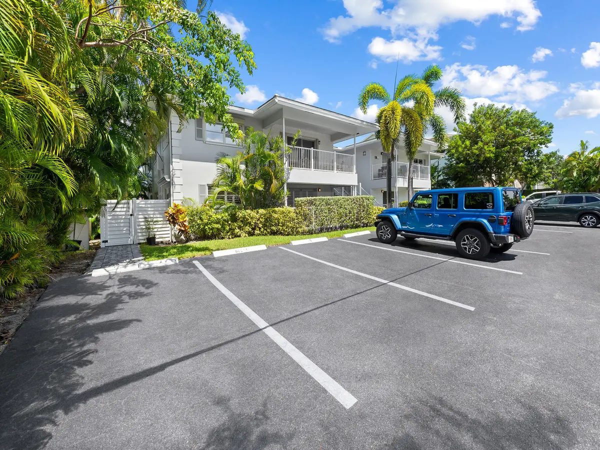 BEC07640 at 2743 NE 15th Street 1, Fort Lauderdale