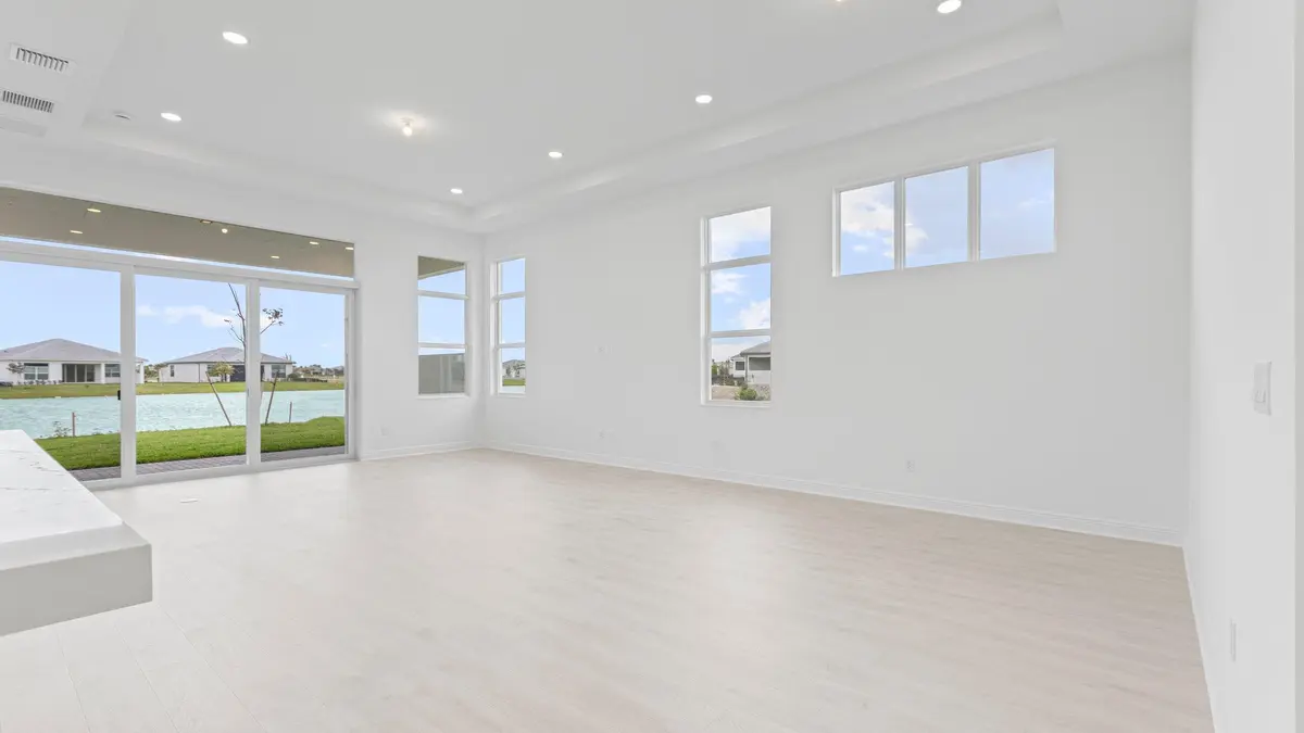 Great Room at 5042 Rivo Alto Circle, Westlake