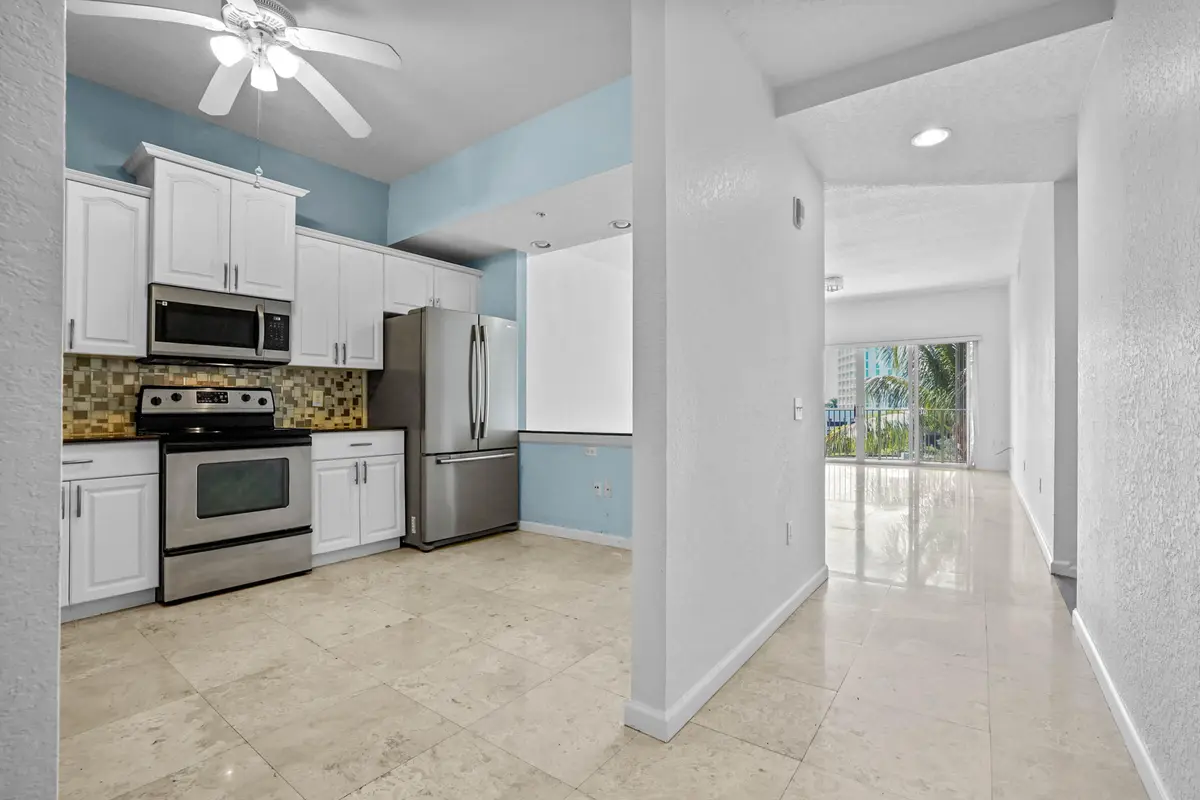 07 Entry 01 at 1650 Presidential Way 406, West Palm Beach