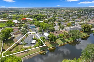 133 SW 159TH Way, Sunrise – Single Family Residence for sale