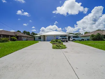 301 S WIMBROW Drive A, Sebastian – Single Family Residence for rent