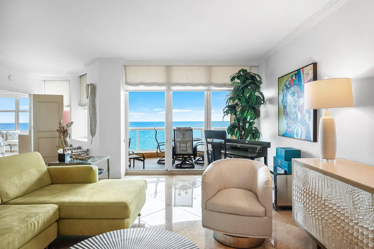 004-2100NorthOceanBoulevard-19A-FortLaud at 2100 N Ocean Boulevard 19A, Fort Lauderdale