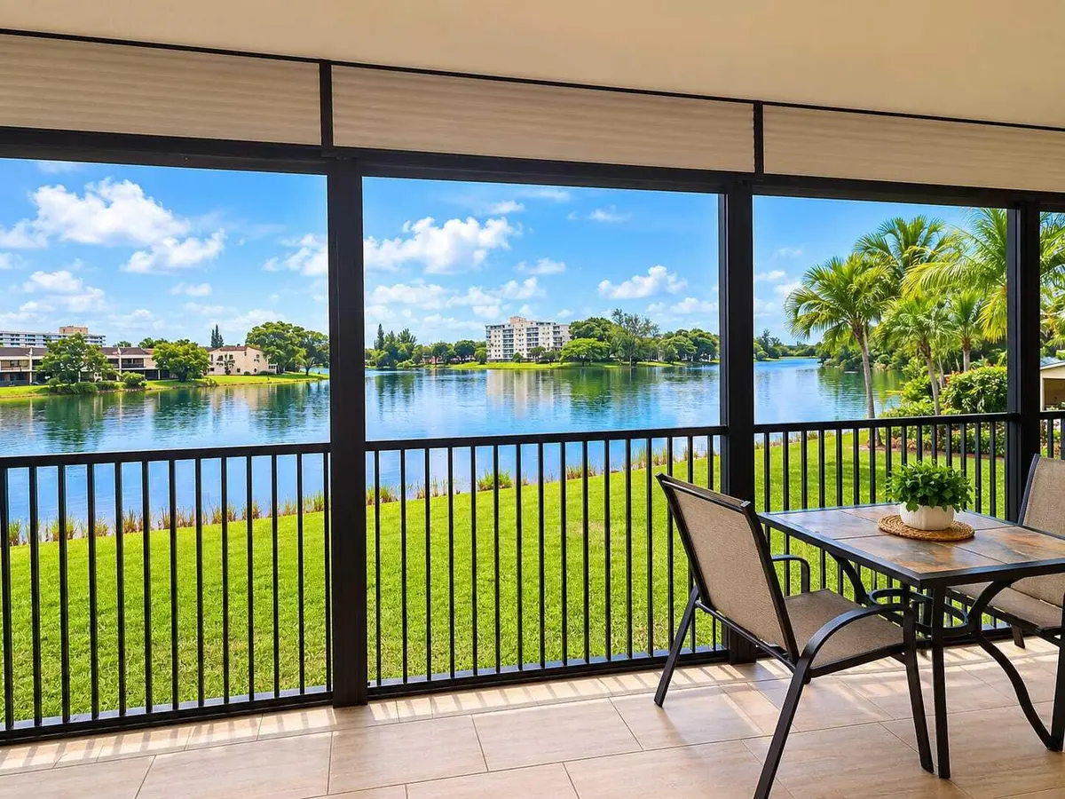 balcony top at 6475 W OAKLAND PARK Boulevard 209, Lauderhill