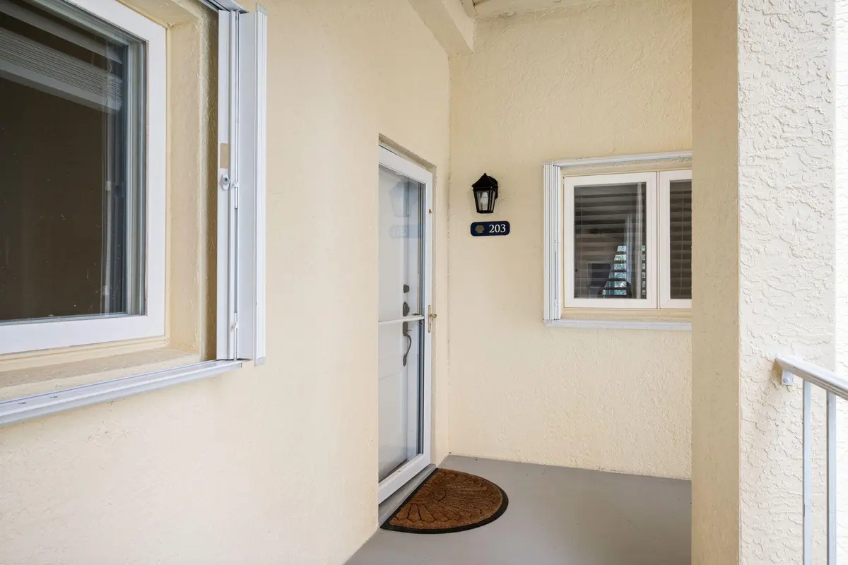 6-web-or-mls-5040 Harmony Circle 203--4 at 5040 HARMONY Circle 203, Vero Beach