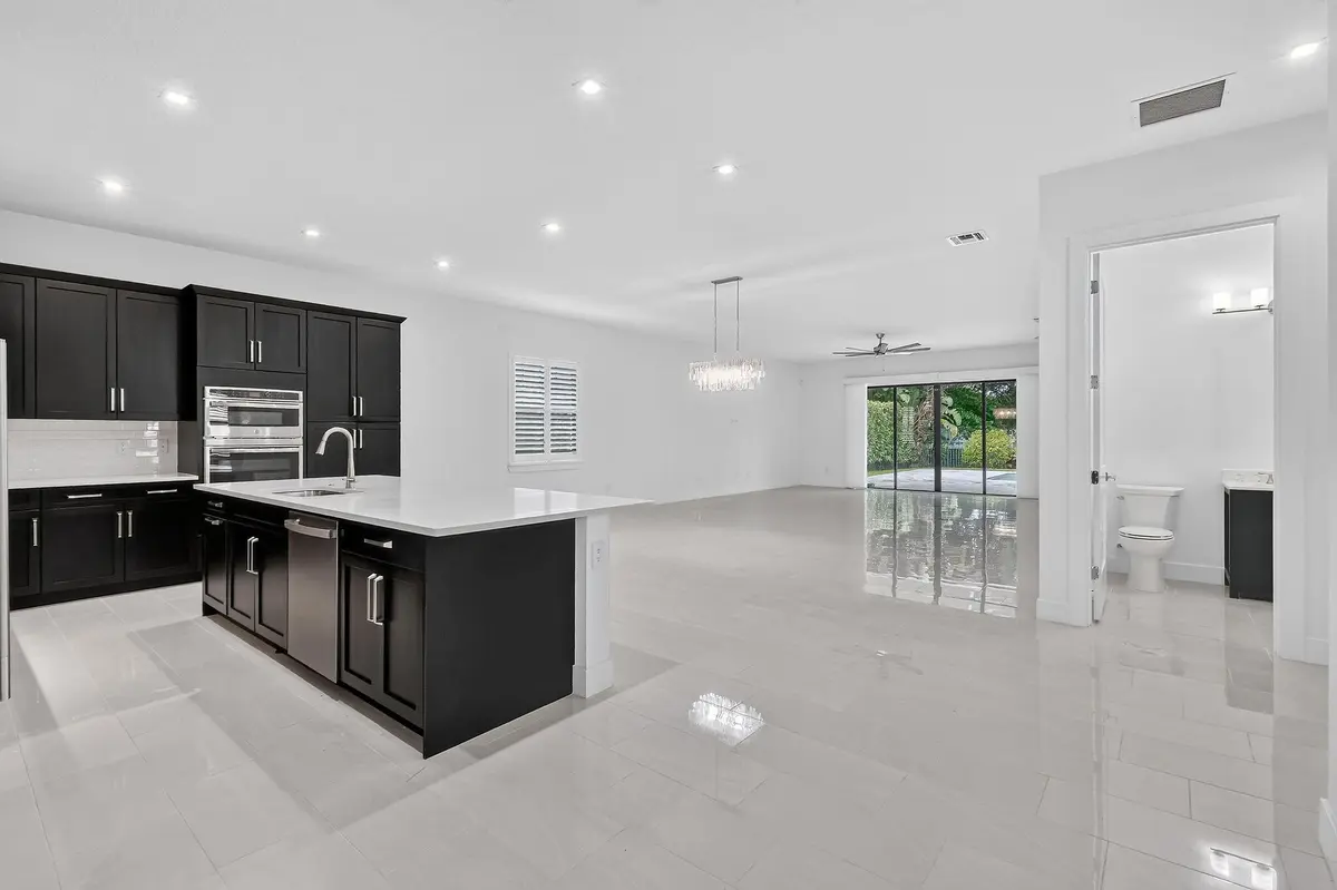 Kitchen at 2948 GIN BERRY Way, West Palm Beach