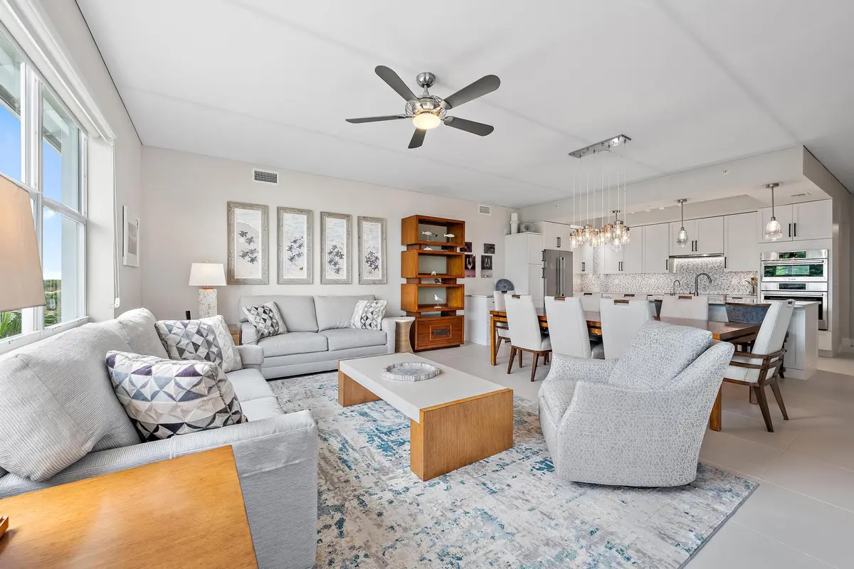 Generous floor plan at 844 Bay Colony Drive, Juno Beach