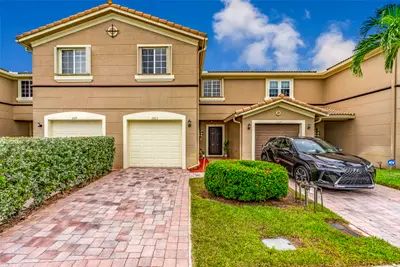 2623 SW MARSHFIELD Court, Port St. Lucie – Townhouse for sale