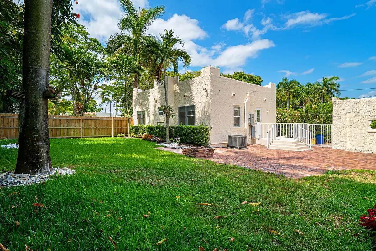Oversized Lot at 813 Avon Road, West Palm Beach