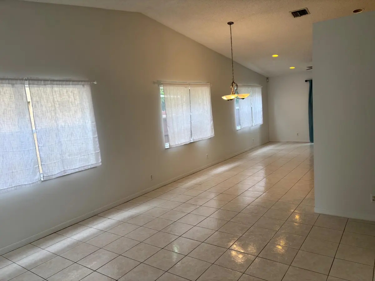 4262 NW 1ST Place, Deerfield Beach, FL – photo 3