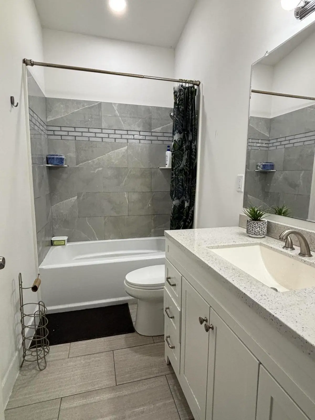 2nd Bathroom at 310 JENNINGS Avenue, Greenacres
