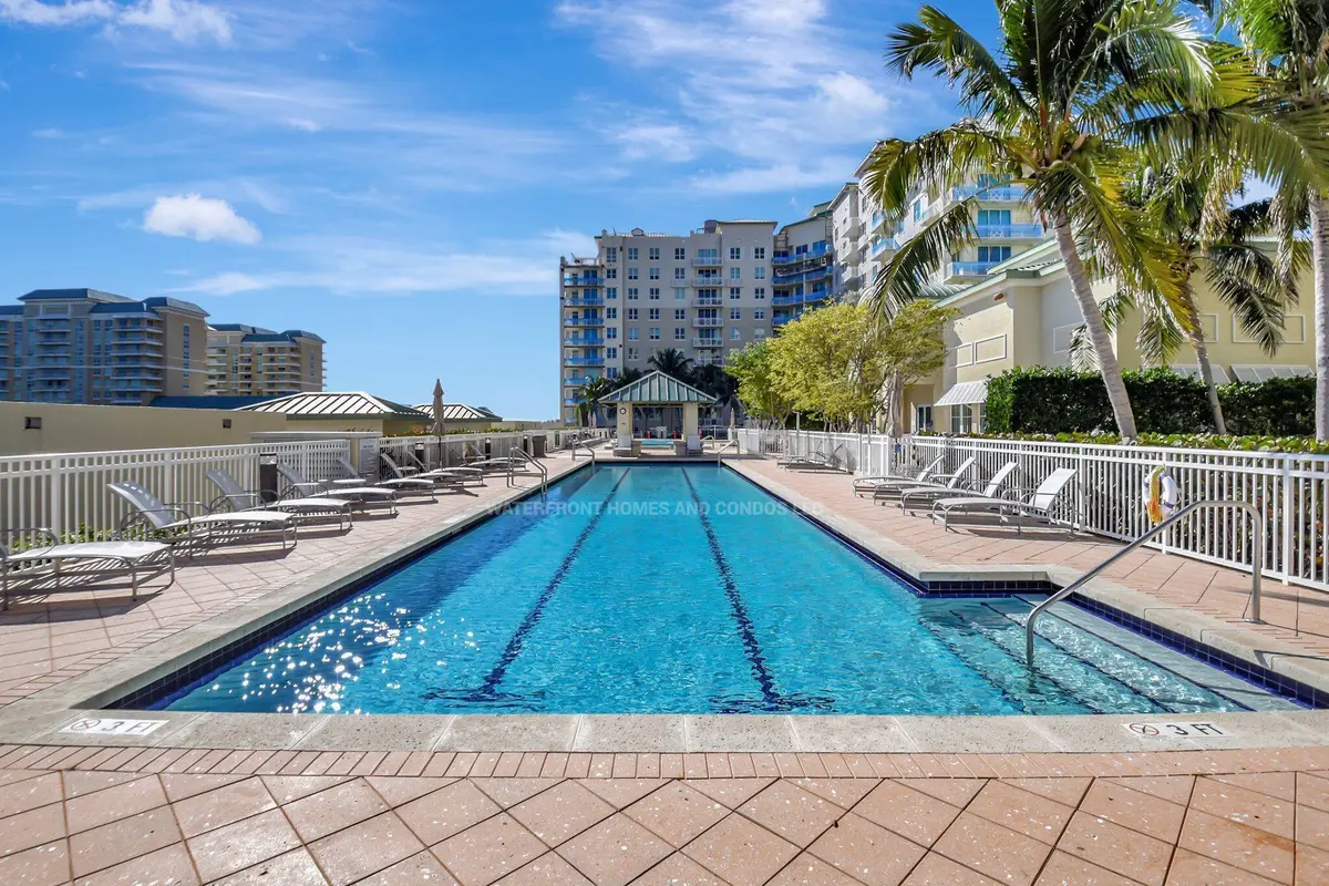 39-web-or-mls-DSC_6657-fotor-20250117141 at 350 N Federal Highway 605, Boynton Beach