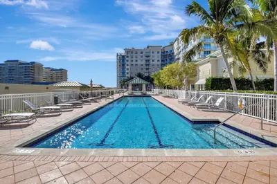 350 N Federal Highway 605, Boynton Beach – Condominium for sale